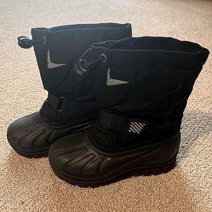 Kids snow boots